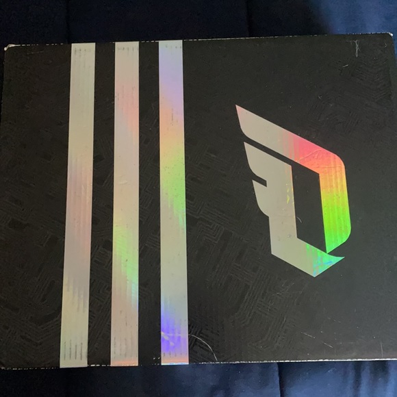 D Lillard 3s - Picture 5 of 8